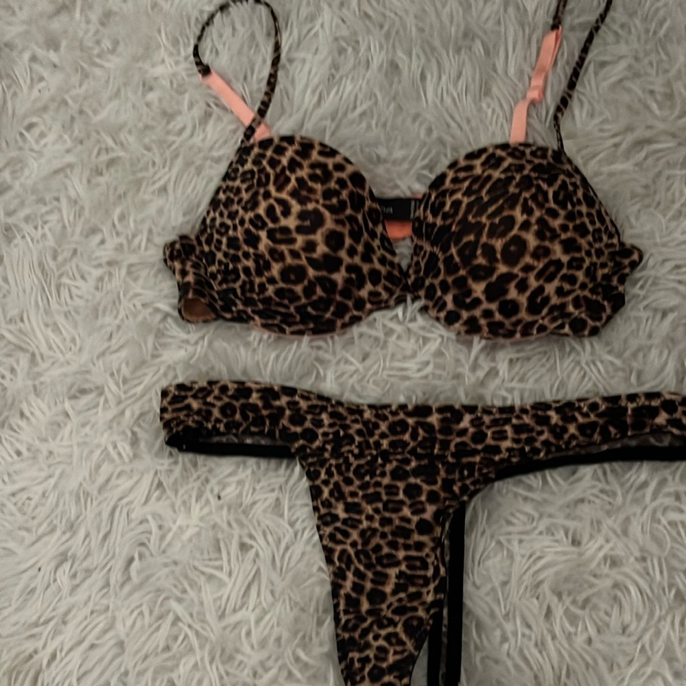Bra panty set